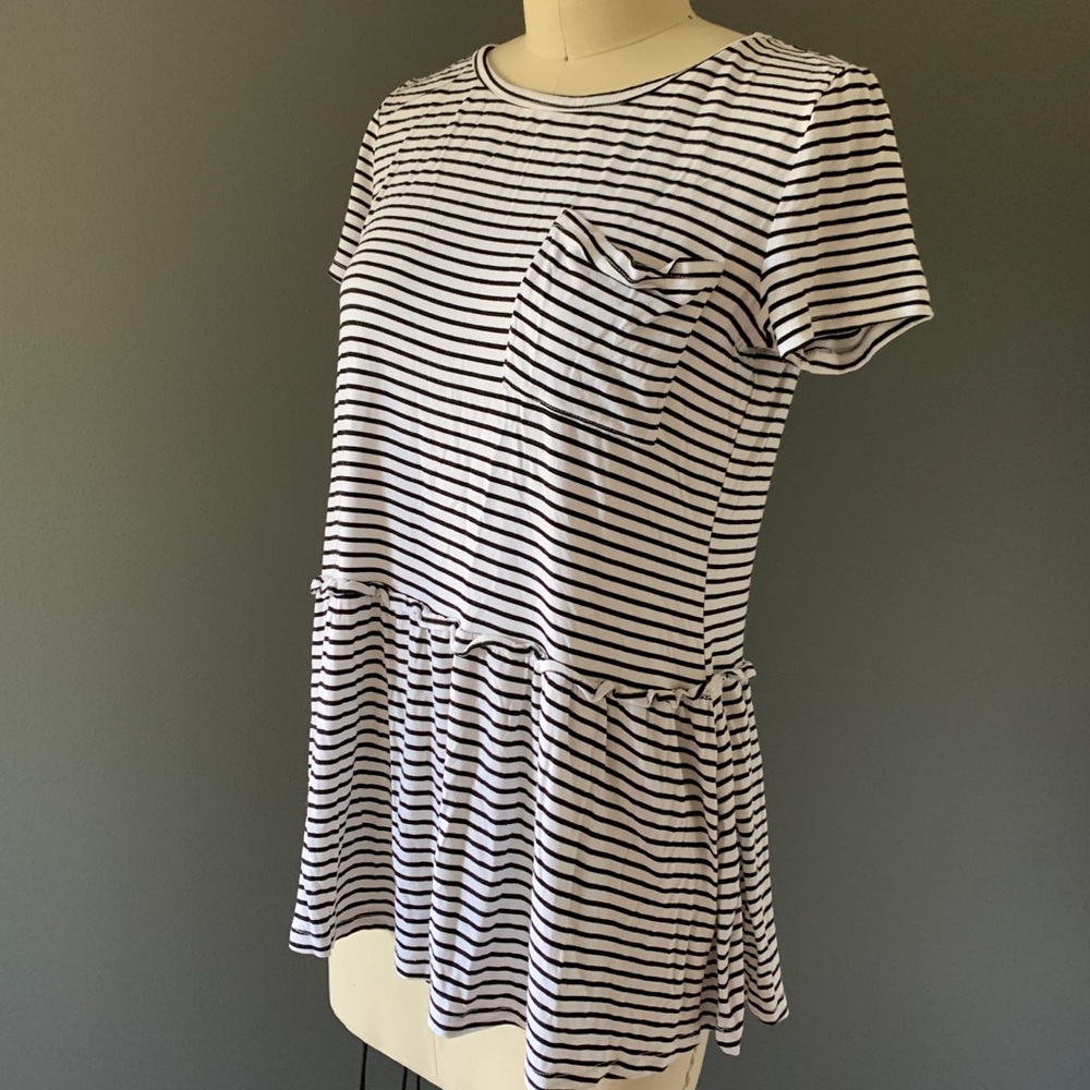 Striped Cotton Pocket T-Shirt w/ Ruffled Hem